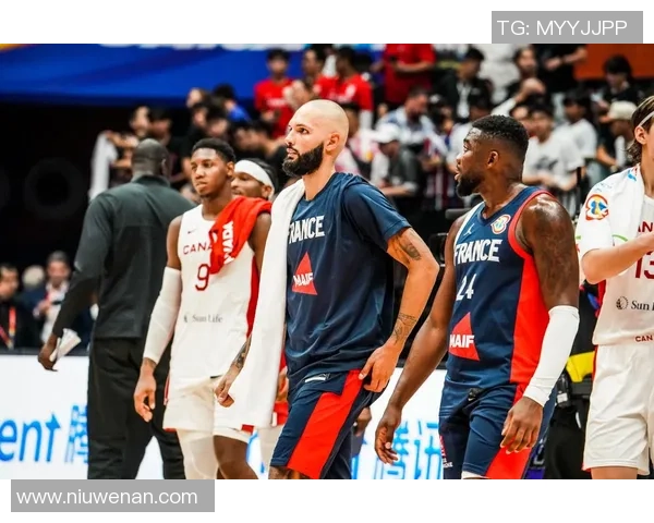 加拿大男篮与德国男篮激战正酣谁能在国际赛场上笑到最后